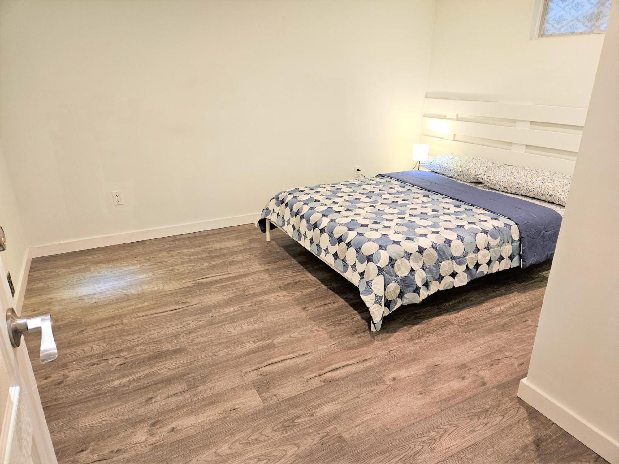 Charming Detached House Near The Airport Apartamento Mississauga Exterior foto