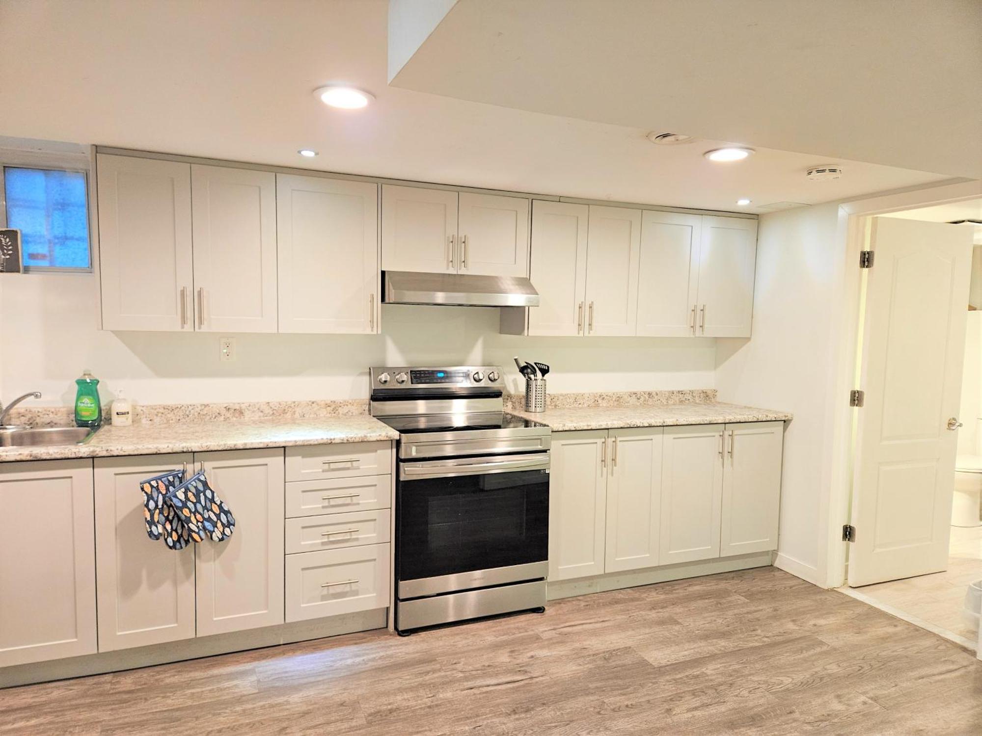Charming Detached House Near The Airport Apartamento Mississauga Exterior foto