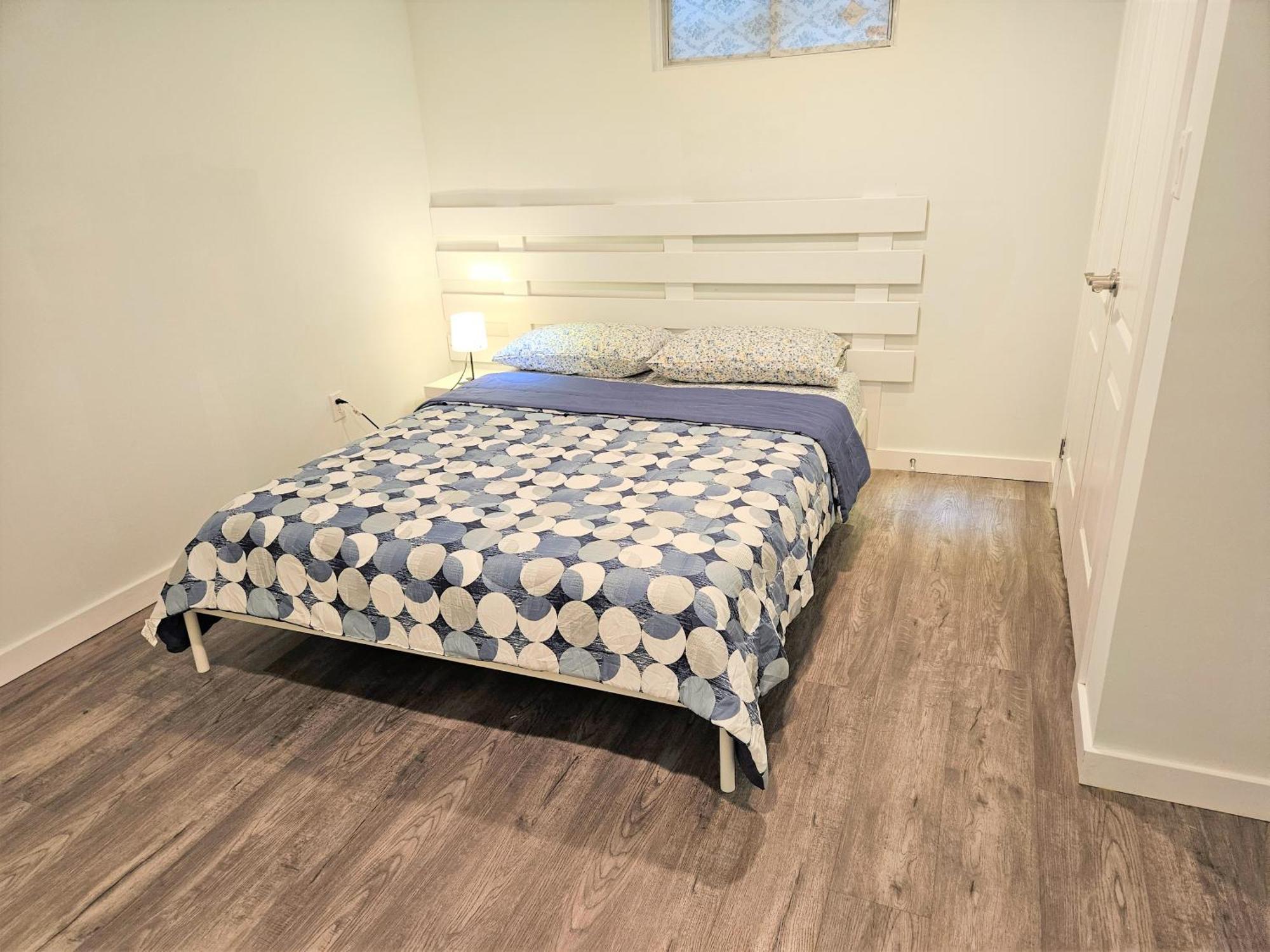 Charming Detached House Near The Airport Apartamento Mississauga Exterior foto